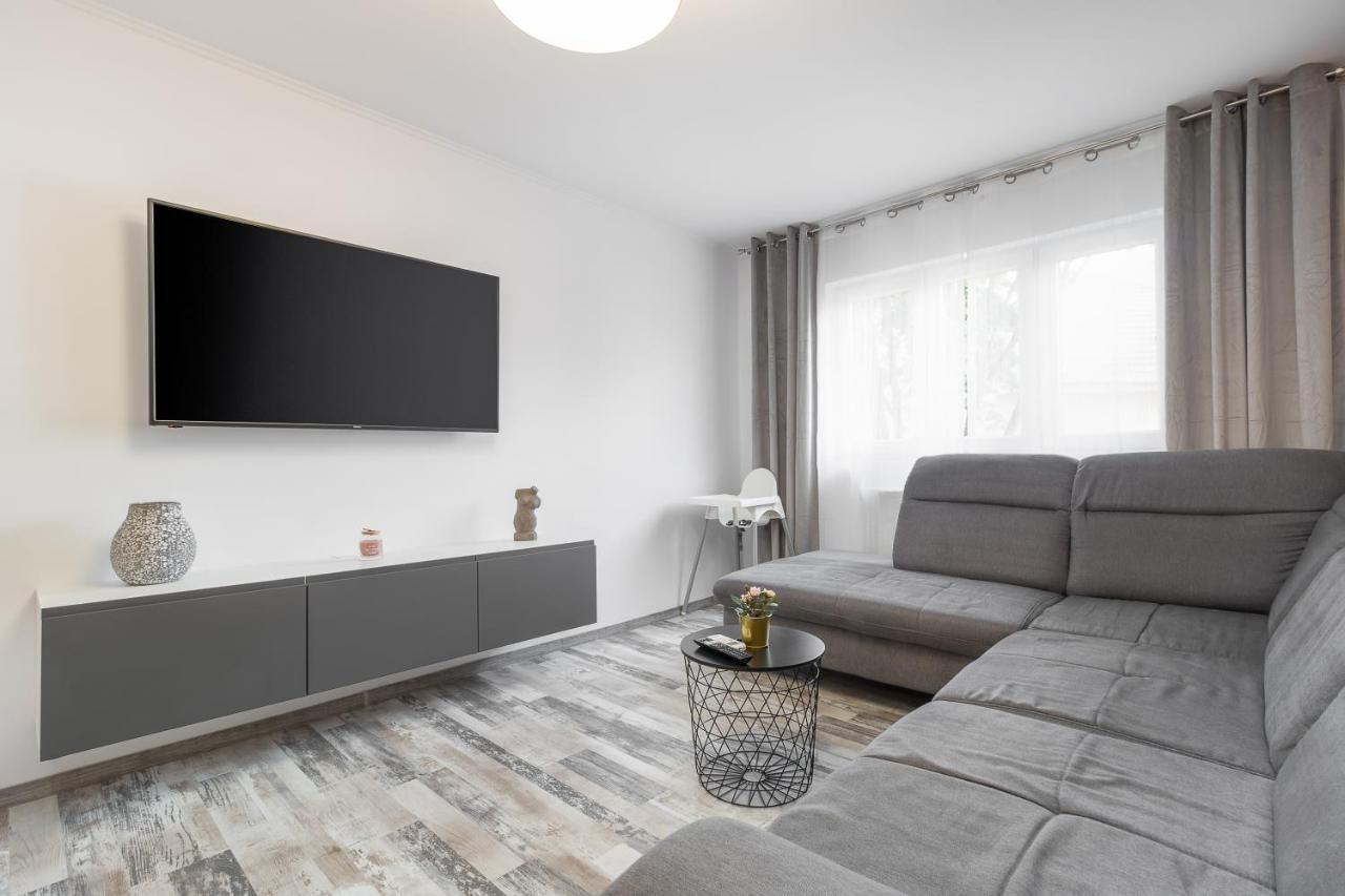 Decebal Flat Appartement Oradea Buitenkant foto
